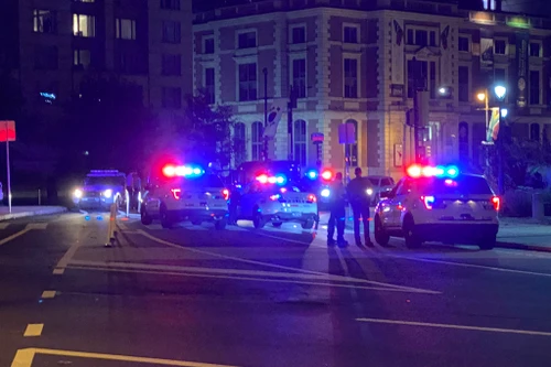 Cảnh sát Philadelphia phát hiện ‘xe bom’ giữa lệnh giới nghiêm