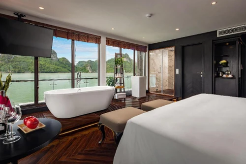 [Tin nhanh tối 6-10-2020] Lần đầu triệt phá đường dây mua bán dâm trên du thuyền