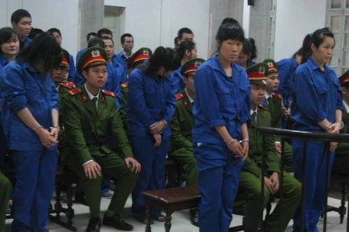 Thuê nhà mời tiếp viên karaoke ở miễn phí, lập chân rết bán ma túy