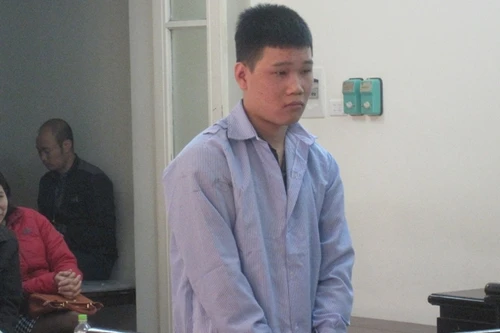 7 năm tù cho thanh niên quậy phá quán mát-xa