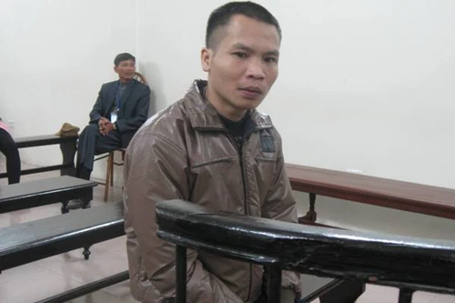 Thiếu nữ bị đâm hút chết hoảng hồn vì bị cáo đòi chăm sóc trọn đời