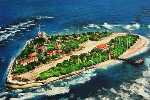 “Không xa đâu Trường Sa ơi”