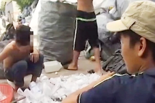 Chưa phát hiện chất độc hại trong hộp nhựa nghi làm từ chất thải y tế