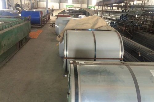 Tôn nhập lậu nhái tôn Việt Nam