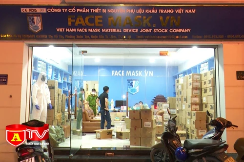 Cận cảnh hơn 17.000 khẩu trang 3M nghi bị làm giả