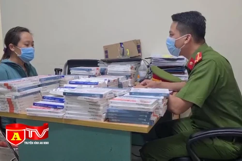 Bắt giữ đối tượng bán bộ kit test nhanh Covid19 không rõ nguồn gốc