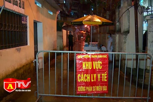 Những đêm trắng tại các điểm chốt chống dịch Covid-19