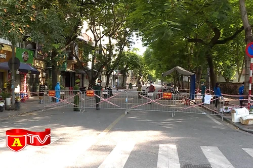 Kiểm soát chặt các "vùng đỏ" ngăn chặn dịch bệnh lây lan và đảm bảo an sinh xã hội