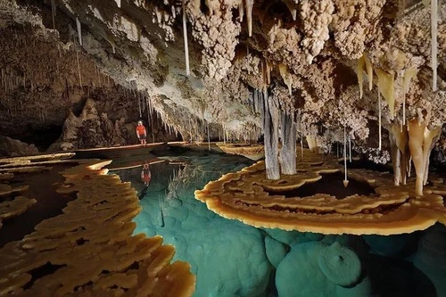 Top những hang động tự nhiên lớn trên thế giới trong đó có Việt Nam