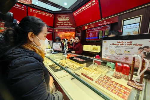 Mua vàng từ 20 triệu đồng/ngày trở lên sẽ phải chuyển khoản