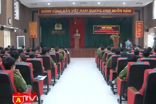 Nhanh chóng đưa Nghị quyết của Đảng vào cuộc sống