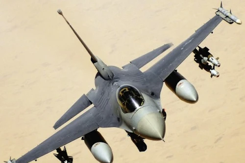 Chiến đấu cơ F-16 hoàn thành thử nghiệm 25.000 giờ bay