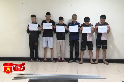 Hà Nội: Bắt giữ nhóm đối tượng gây rối trật tự công cộng trong đêm