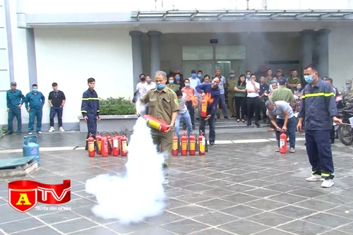 Nâng cao kỹ năng phòng cháy, chữa cháy và cứu nạn, cứu hộ cho lực lượng PCCC cơ sở