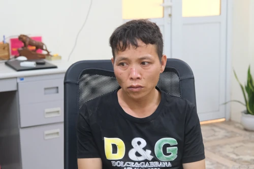 Ông chủ cửa hàng quần áo kiếm thêm bằng nghề ‘gánh’ heroin