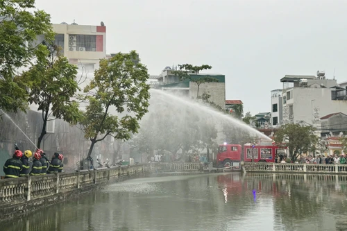 Hiệp đồng, dồn lực chữa cháy cơ sở in bao bì