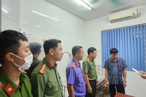 Trưởng khoa Bệnh viện Tâm thần Trung ương I nhận hối lộ cho bệnh nhân ra ngoài sai quy định