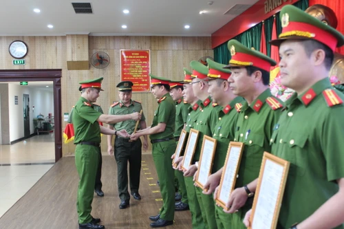 Quyết liệt triển khai các mặt công tác đấu tranh phòng chống tội phạm