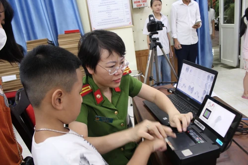 Gần 84.000 Thẻ căn cước đã được cấp cho người dân