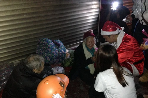 Phía sau một đêm Noel náo nhiệt ở Thủ đô