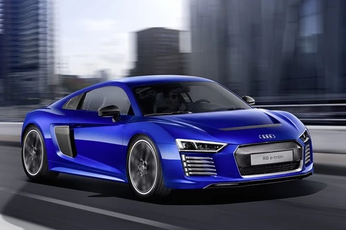 Audi R8 e-tron bị khai tử sau 1 năm ra mắt