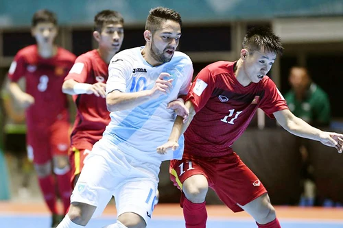 Xem lại chiến thắng lịch sử của Việt Nam tại World Cup Futsal 2016