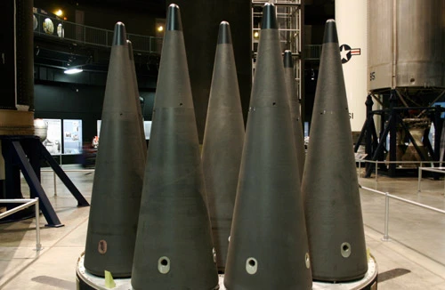 Romania mất trộm 64 đầu đạn tên lửa