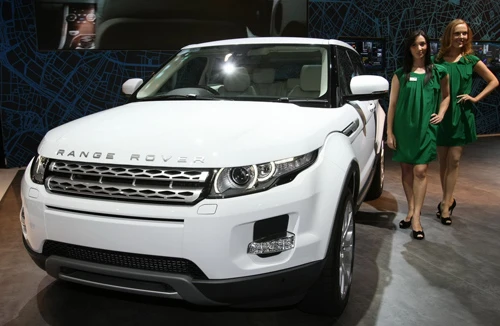 Rực rỡ bóng hồng Australia Motor Show 2011