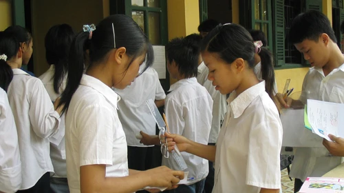 Thầy trò cùng căng thẳng