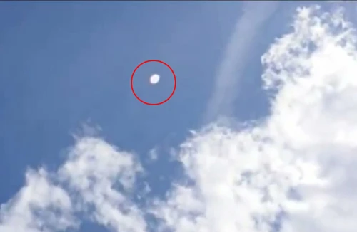 UFO xuất hiện trên bầu trời London