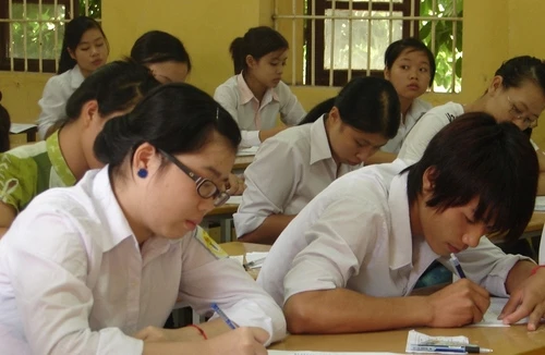 Bộ GD&ĐT công bố đáp án thi cao đẳng 2011