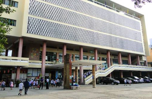 Bé trai 8 tuổi phá án ở Cung Thiếu nhi Hà Nội