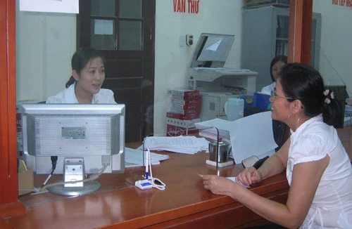 Người dân sẽ chấm điểm thủ tục hành chính