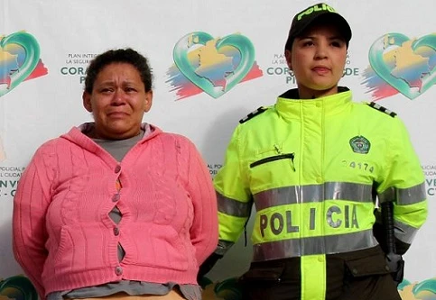 Mẹ đốn mạt bán trinh tiết của 12 con gái 