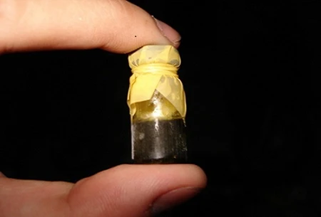 Thiếu nữ bị tình cũ ép uống axít