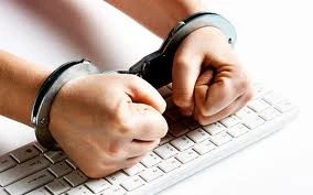 Gạ gẫm thiếu nữ lên ôtô rồi cưỡng hiếp tàn bạo