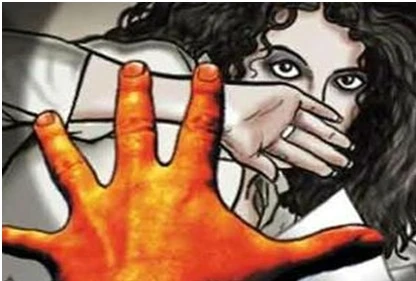 Vợ tiếp tay cho chồng cưỡng hiếp cả con gái, cháu gái 