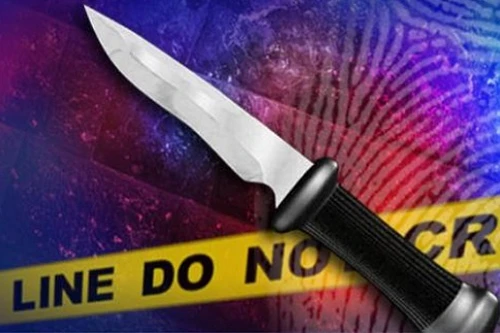 Đâm trọng thương bạn gái vì từ chối ăn thức ăn mẹ nấu