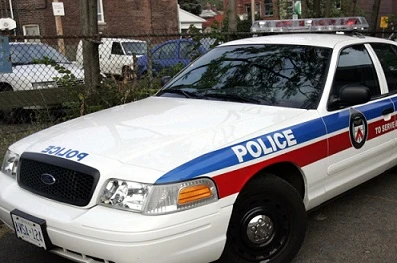 Bốn phụ nữ tấn công tình dục một thanh niên 19 tuổi