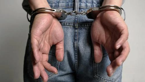 Gần thất thập vẫn giở thói "dê xồm" trên xe buýt