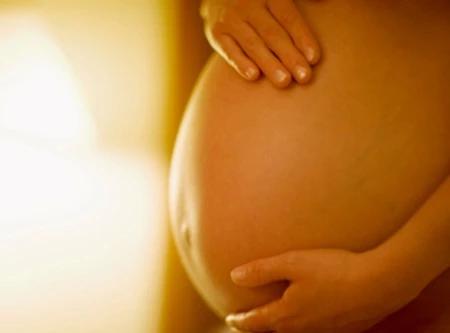 Cha đốn mạt khiến con gái 14 tuổi mang thai tới 2 lần