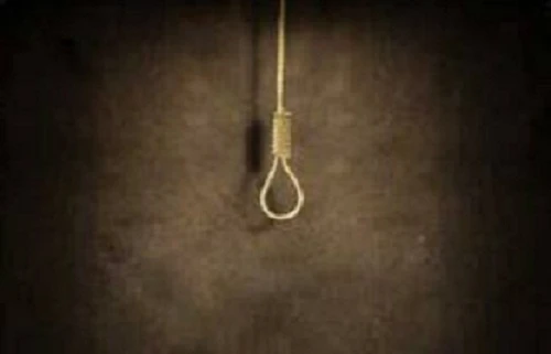 Tức chồng chưa cho mua vòng vàng, vợ siết cổ con trai rồi tự vẫn