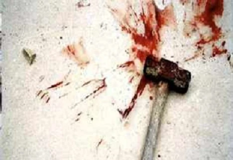 Man rợ gã đàn ông dùng búa đánh chết vợ và con gái