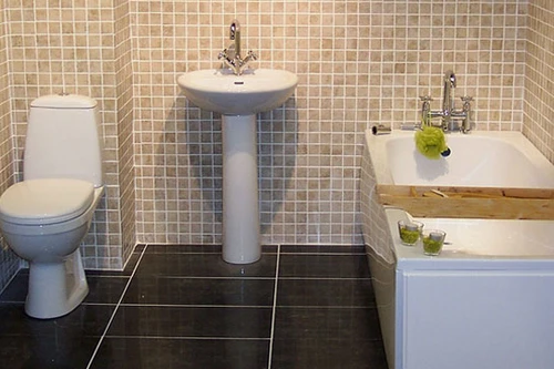 Bỏ đi khỏi nhà chồng vì không có…toilet