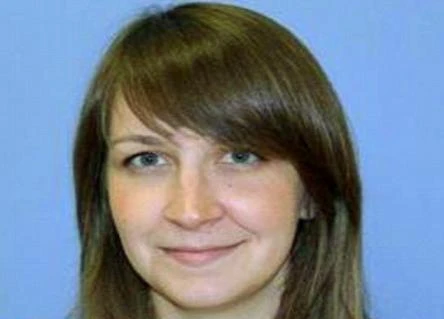 Nam sinh quay clip quan hệ với cô giáo rồi tống tình