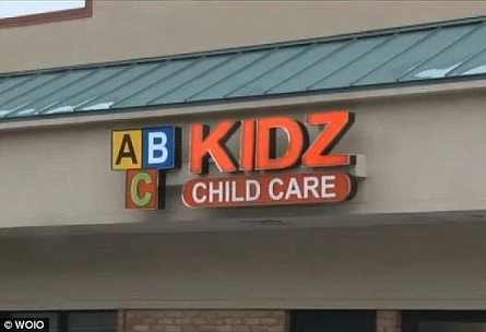 Giáo viên mầm non quay cảnh cưỡng hiếp học sinh