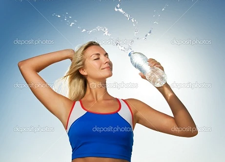 6 lý do vì sao cần uống nước khi đang tập thể thao