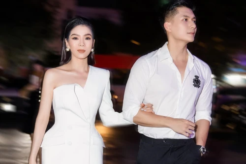 Ca sĩ Lệ Quyên: Khi yêu, tôi không làm ngôi sao