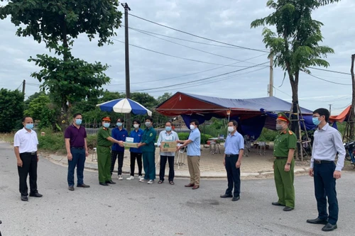 Đem trọn vẹn sức lực chiến đấu với dịch bệnh, làm tất cả vì sức khỏe của nhân dân (Bài 3): Sắc xanh ở vùng 4 lần xanh