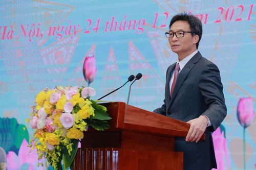 Các nhà báo thực sự là những chiến sĩ trên tuyến đầu chống dịch 